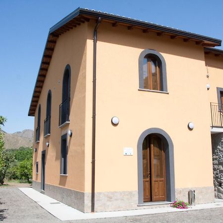 La Porta Delle Gole Hotel Motta Camastra Luaran gambar