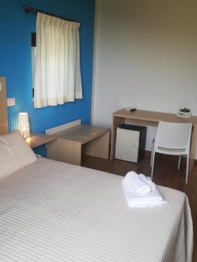 La Porta Delle Gole Hotel Motta Camastra Luaran gambar