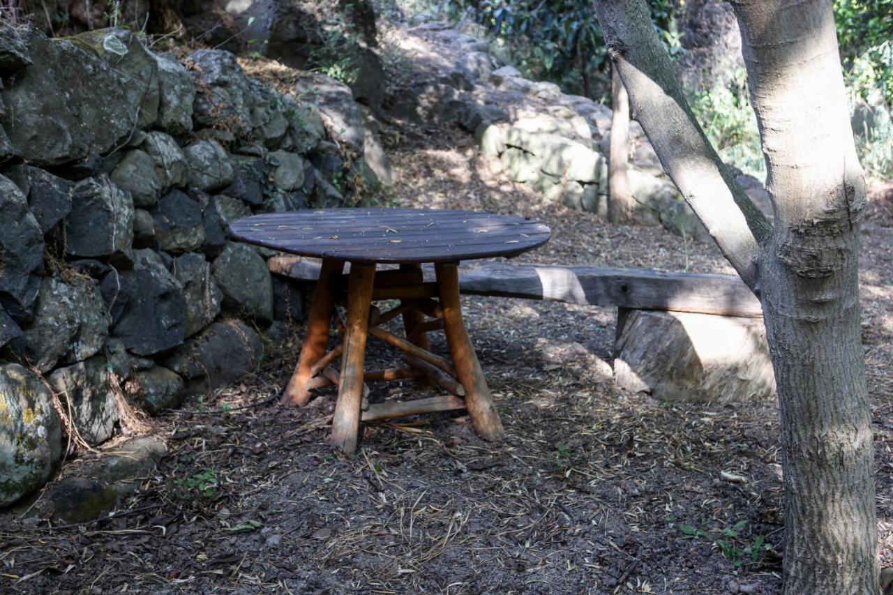 La Porta Delle Gole Hotel Motta Camastra Luaran gambar